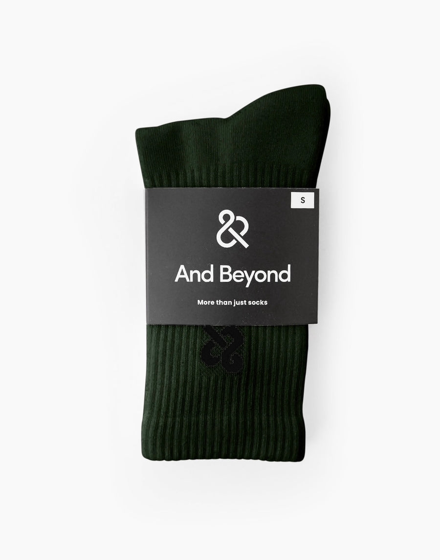 And Beyond classic crew sock in army green