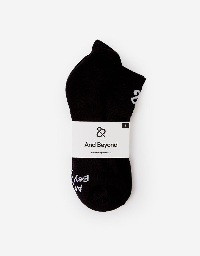 And Beyond everyday ankle sock in black