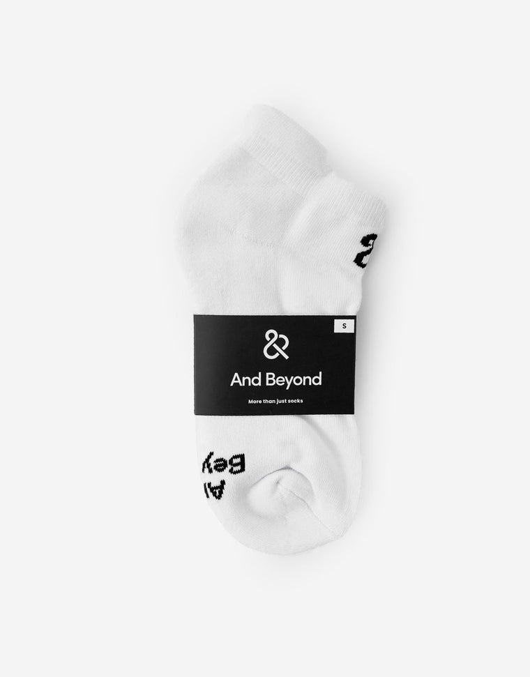 And Beyond everyday ankle sock in white